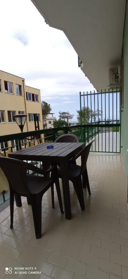 Ad Un Passo Dal Mare Bed & Breakfast ปรายาอามาเร ภายนอก รูปภาพ