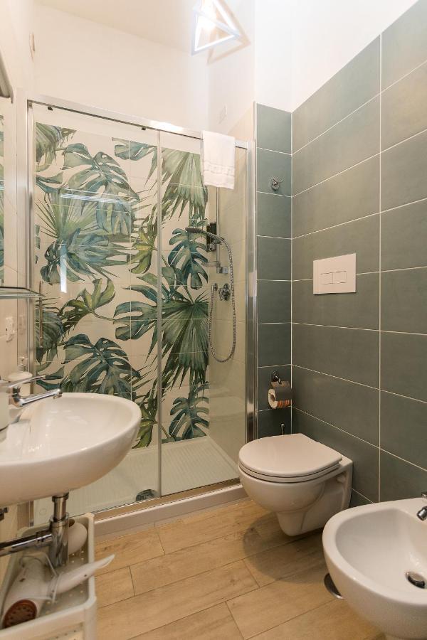 Ad Un Passo Dal Mare Bed & Breakfast ปรายาอามาเร ภายนอก รูปภาพ